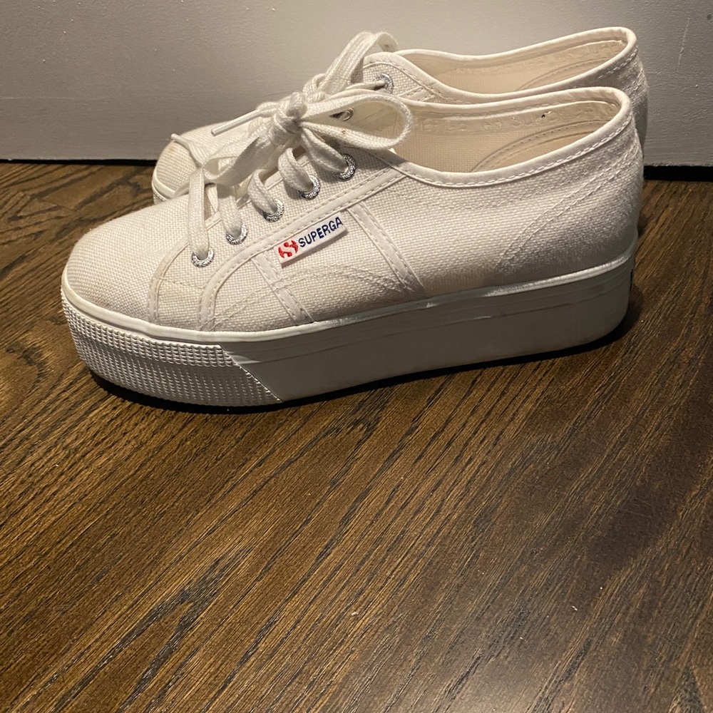 Superga’s, size 7.5, worn a few times, great condition!